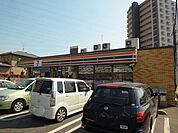 セブンイレブン八潮垳店 231m