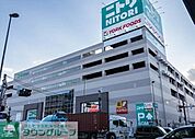 ヨークフーズ梅島店 徒歩6分。 430m