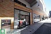 セブンイレブン草加VARIE店 徒歩1分。 40m