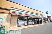 セブンイレブン草加西町店 徒歩5分。 370m