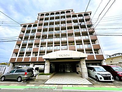 外観：三苫駅まで徒歩約5分の中古マンション！