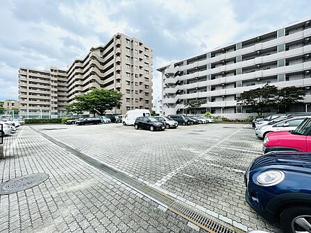 利便性と安全性を兼ねそなえた敷地内駐車場です◎