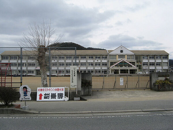 画像27:川辺小学校