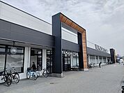 ヤマダストアー　花田店