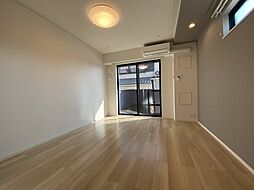 アリュール 208 2階1Kのリビング/ダイニング