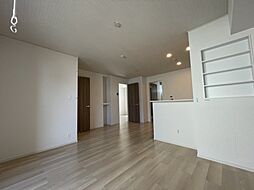 エクセレント　ピリオド 102 1階1LDKのリビング/ダイニング