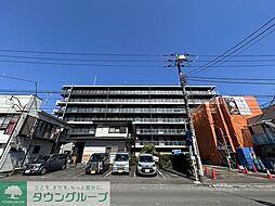 8 / 24