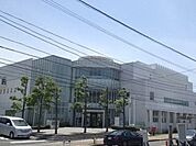 鎌倉市腰越図書館 725m