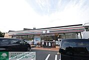セブンイレブン横浜川島町西店 徒歩1分。コンビニ 70m