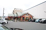 コメダ珈琲店 大和つきみ野店 777m