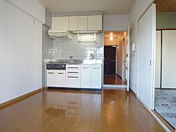 らぽーる1 2階2DKのリビング/ダイニング