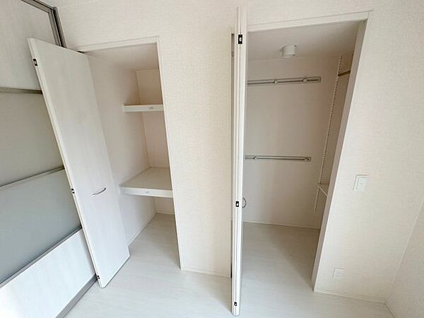 画像19:しっかり収納スペースも確保。使いやすいお部屋です。 