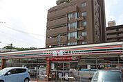 セブンイレブン 小倉上到津4丁目店（593m）