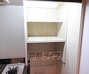 キッチン上収納です
