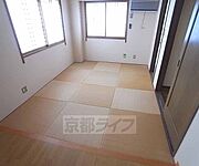 畳がきれいな和室です。