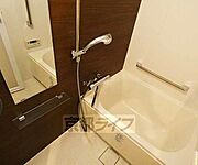 ・お部屋によっては家具家電がついております。