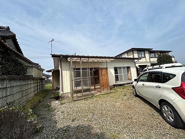 detached 栃木県さくら市氏家3498-37

地図を見る