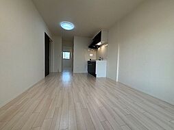 セレーナ 202 2階1LDKのリビング/ダイニング