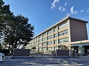 雀宮中央小学校まで400m