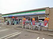 ファミリーマート 岩舟街道店（711m）
