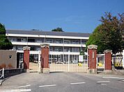早島町立早島中学校（365m）