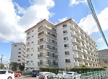 2024年に内装リフォーム済み。中区国富 3LDKマンション