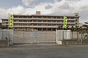 岡山市立旭操小学校（464m）