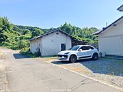 東側前面道路