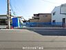 外観：北側接道。幅員約14m。