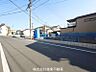 その他：大きめなお車も余裕ですれ違えるので日々の運転でも安心の道路幅。
