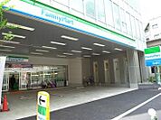 ファミリーマート 中野中央二丁目店（182m）