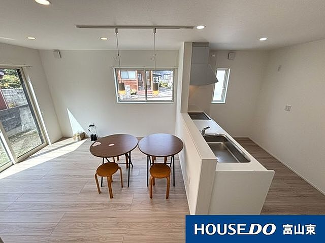 キッチン 富山市本郷町