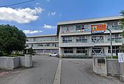 堀川南小学校 1500m