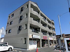 スカイヒルズ  ｜ 神奈川県平塚市北金目１丁目（賃貸マンション1LDK・2階・49.58㎡） その1