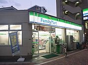 ファミリーマート 43m