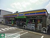 ミニストップ上石神井2丁目店 徒歩9分。コンビニ 670m
