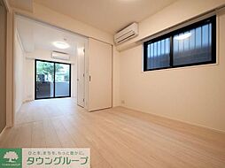 JR総武線 東中野駅 徒歩8分の賃貸マンション 1階1LDKのリビング/ダイニング