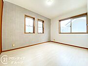 通風も良好な2面採光のお部屋は、季節を問わず快適に過ごせるのが魅力です。