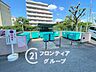 その他：整備されたマンションのごみ置き場は、清潔で衛生的な環境を提供。整理整頓が行き届いており、住人が快適に利用できるよう配慮されています。周囲の美観も守られ、住まいの環境をより一層整えます。
