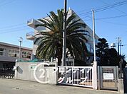 堺市立平尾小学校 徒歩13分。 1000m