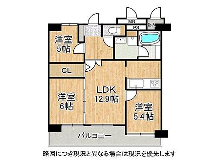 南向きの間取りは、四季を通じて快適な温度を保ち、居心地の良い空間を提供します。自然光がたっぷり入り、心地よい空間です。