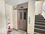 マンションのエレベーターは、快適でスムーズな移動を提供し、住む人の利便性を高める重要な設備です！
