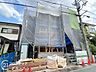 駐車場：敷地内にはお車1台分の駐車スペースも確保された、機能的な設計！一歩ずつ形になっていく我が家の成長を間近で見守る喜びは、新築戸建ならではの醍醐味です。