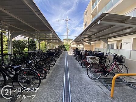 物件から受けた印象や、周辺の生活環境への疑問まで、気になることを何でも話してみてください。暮らしのイメージを一緒に整理していきましょう