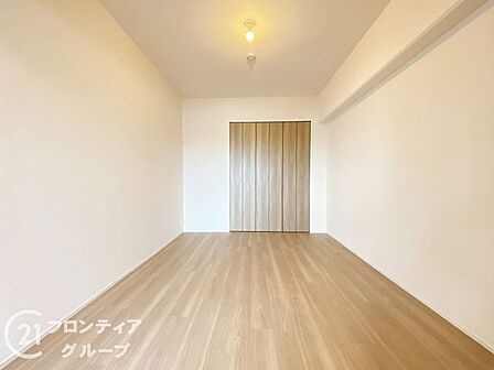 住まい選びは、価格や立地だけでなく、将来の暮らし方まで含めて考えることが大切です。今の段階で気になっていることを、まずスタッフに話してみてください