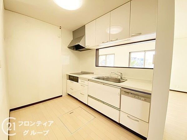 キッチンを拡大表示