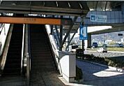 アスラムライン不動院駅前まで1500m