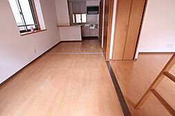 LEGEND YOKOGAWA 2階1LDKのリビング/ダイニング