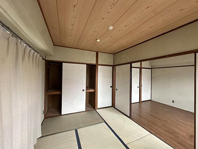 寝室