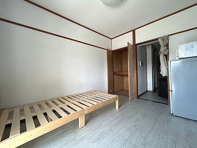 寝室